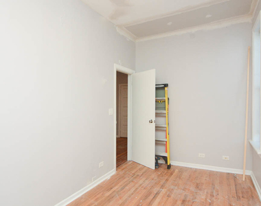 2202 W Belmont Avenue - Photo Thumbnail 15