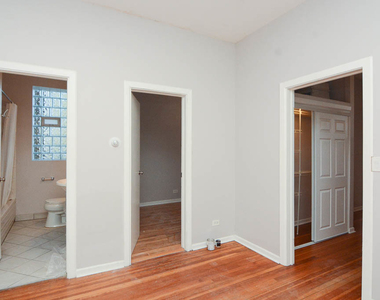 2202 W Belmont Avenue - Photo Thumbnail 7