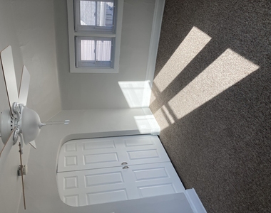 5425 Webster Street - Photo Thumbnail 8