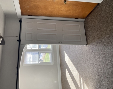 5425 Webster Street - Photo Thumbnail 7