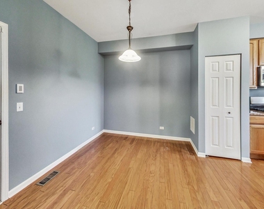3211 S Ronan Drive - Photo Thumbnail 11