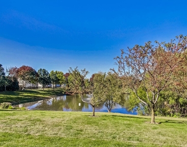 3211 S Ronan Drive - Photo Thumbnail 31