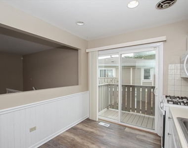 1063 Hampton Harbor - Photo Thumbnail 11