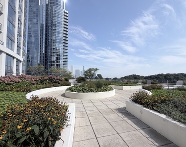 1235 S Prairie Avenue - Photo Thumbnail 18