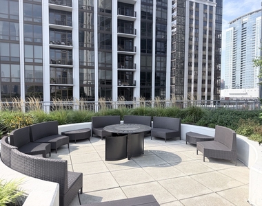1235 S Prairie Avenue - Photo Thumbnail 19
