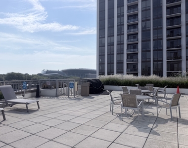 1235 S Prairie Avenue - Photo Thumbnail 20