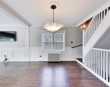 7922 W Elmgrove Drive - Photo Thumbnail 7