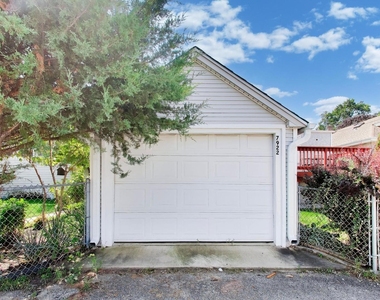 7922 W Elmgrove Drive - Photo Thumbnail 46