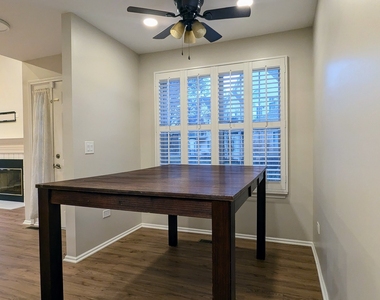 1628 Columbia Circle - Photo Thumbnail 6