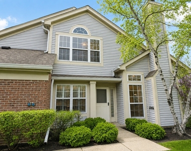 1628 Columbia Circle - Photo Thumbnail 1