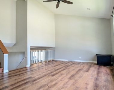 382 Dover Drive - Photo Thumbnail 1