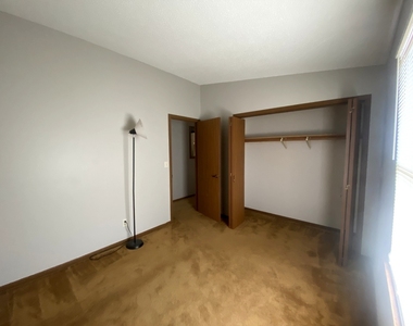 1826 Kerrybrook Court - Photo Thumbnail 3