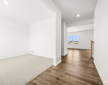 385 Danforth Drive - Photo Thumbnail 1