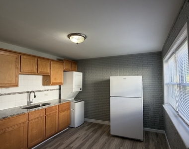 1314 Argo Lane - Photo Thumbnail 5