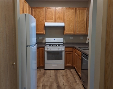 2257 Georgetown Circle - Photo Thumbnail 6