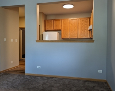 2257 Georgetown Circle - Photo Thumbnail 4