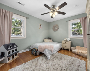 1024 Catalpa Lane - Photo Thumbnail 20