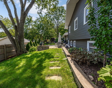 1024 Catalpa Lane - Photo Thumbnail 30