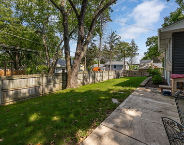 1024 Catalpa Lane - Photo Thumbnail 28