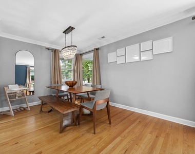 1024 Catalpa Lane - Photo Thumbnail 7