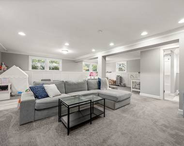 1024 Catalpa Lane - Photo Thumbnail 17