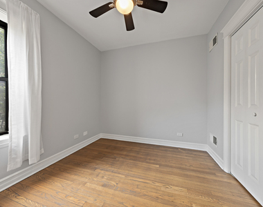 2211 W Winona Street - Photo Thumbnail 8