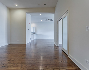 2100 Greenwood Street - Photo Thumbnail 15