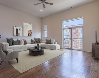 2100 Greenwood Street - Photo Thumbnail 2