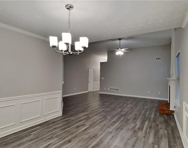 1517 Galewood Circle - Photo Thumbnail 8