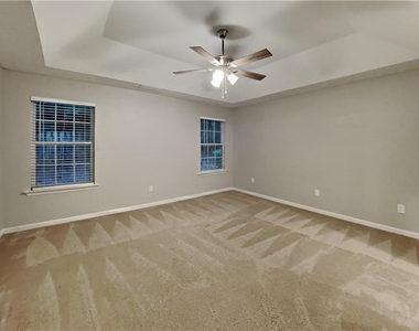 1517 Galewood Circle - Photo Thumbnail 11