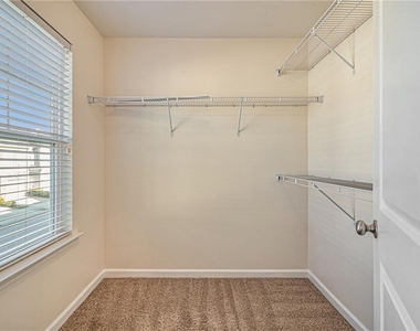 5004 Longview Walk - Photo Thumbnail 11