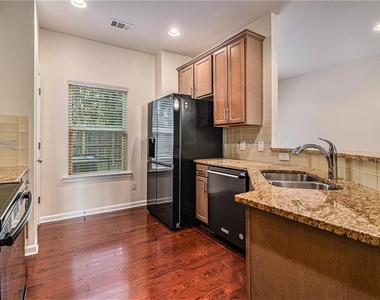 5004 Longview Walk - Photo Thumbnail 4