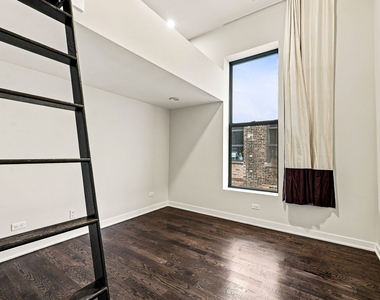 114 N Aberdeen Street - Photo Thumbnail 15