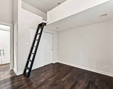 114 N Aberdeen Street - Photo Thumbnail 16