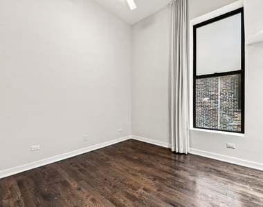 114 N Aberdeen Street - Photo Thumbnail 20