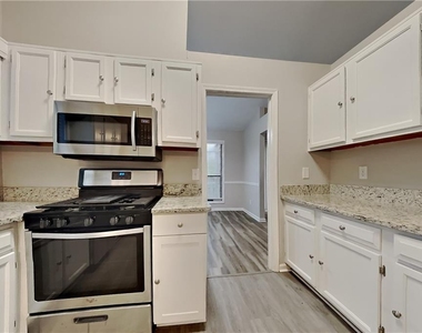 5990 Bayside Drive Nw - Photo Thumbnail 4