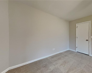 5990 Bayside Drive Nw - Photo Thumbnail 8