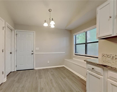 5990 Bayside Drive Nw - Photo Thumbnail 5