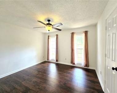 245 Crofton Ridge - Photo Thumbnail 8