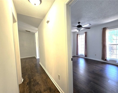 245 Crofton Ridge - Photo Thumbnail 10