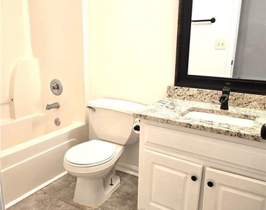 245 Crofton Ridge - Photo Thumbnail 11