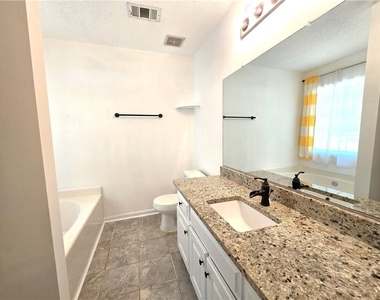 245 Crofton Ridge - Photo Thumbnail 12