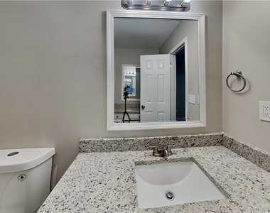287 Jamie Drive - Photo Thumbnail 7