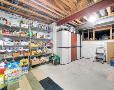 1031 Ravendale Court - Photo Thumbnail 32