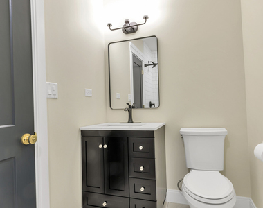 317 Canal Street - Photo Thumbnail 9