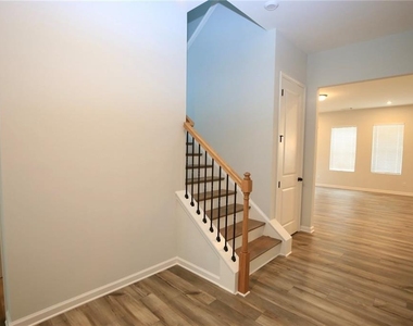 2225 Whistler Way Ne - Photo Thumbnail 22