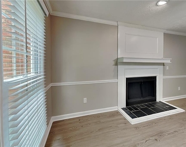1745 Spindle Top Court Sw - Photo Thumbnail 15