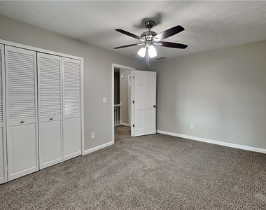 1745 Spindle Top Court Sw - Photo Thumbnail 7
