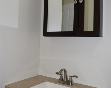 2700 N Hampden Court - Photo Thumbnail 13