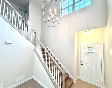 25 Melrose Court - Photo Thumbnail 7